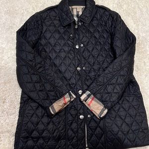 Classic Burberry quilted coat